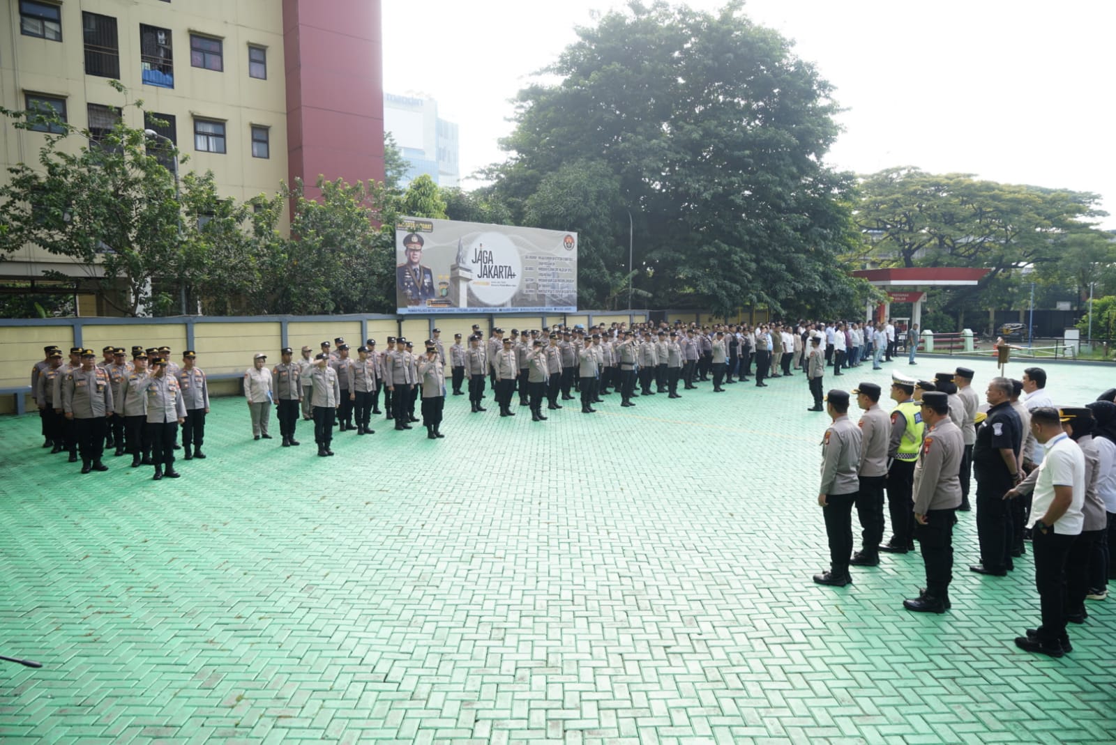 Kapolres Metro Jakarta Barat: Jadilah Polisi yang Bermanfaat dan Dicintai Masyarakat