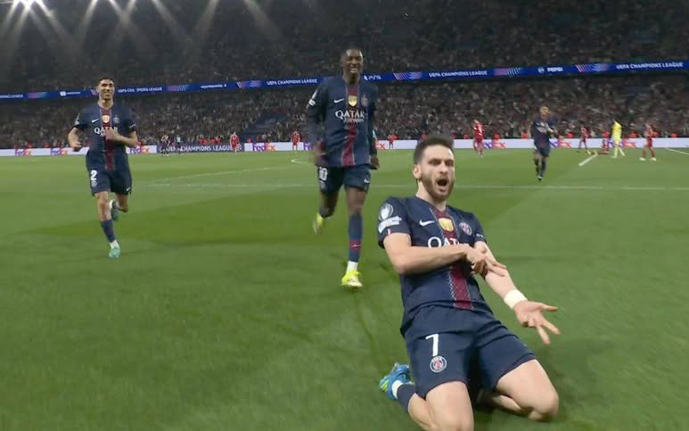 Kalah dari PSG di Liga Champions, Liverpool Kian Terpuruk