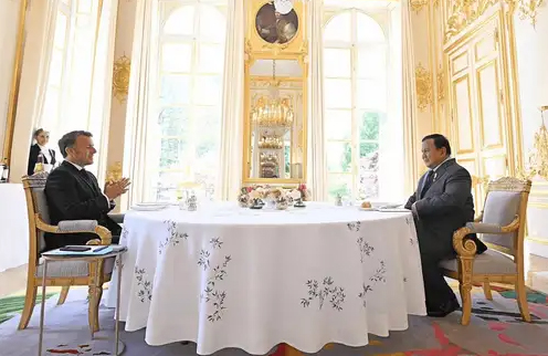 Dua Jam Bicara Empat Mata, Letkol Teddy Ungkap Isi Pembicaraan Prabowo dengan Macron