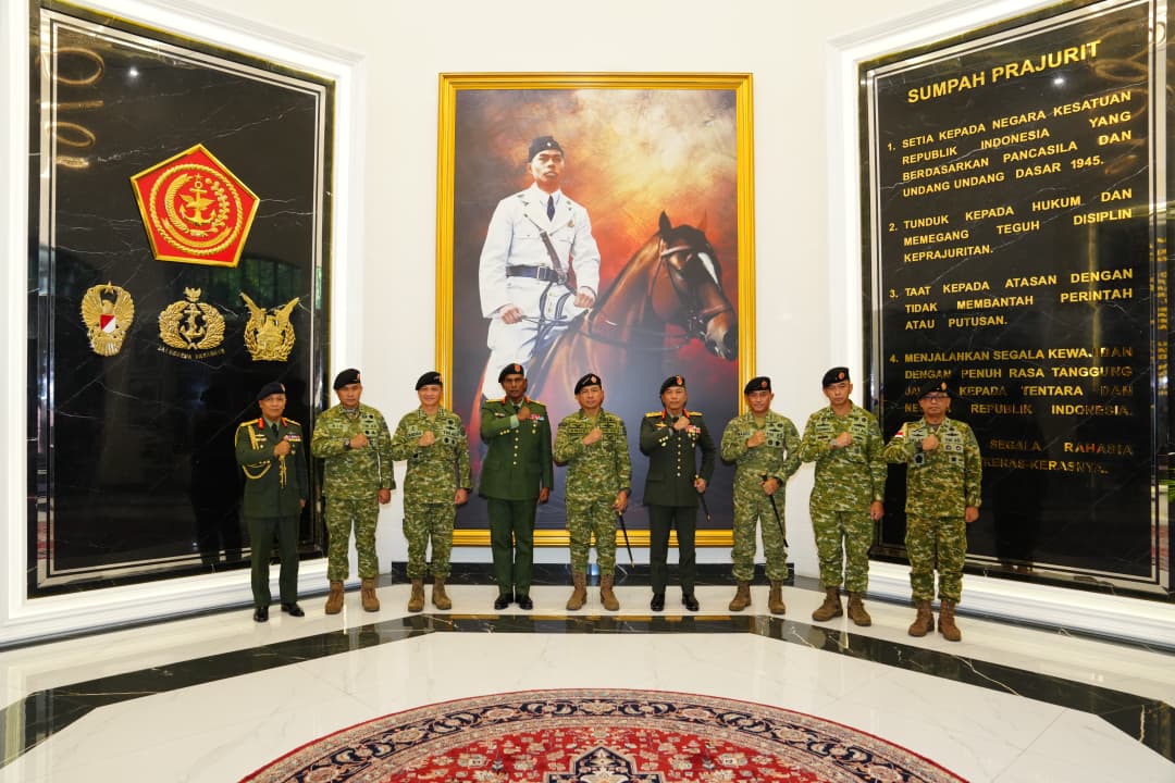 Panglima TNI Terima Courtesy Call Panglima Angkatan Tentera Malaysia di Subden Merdeka Barat