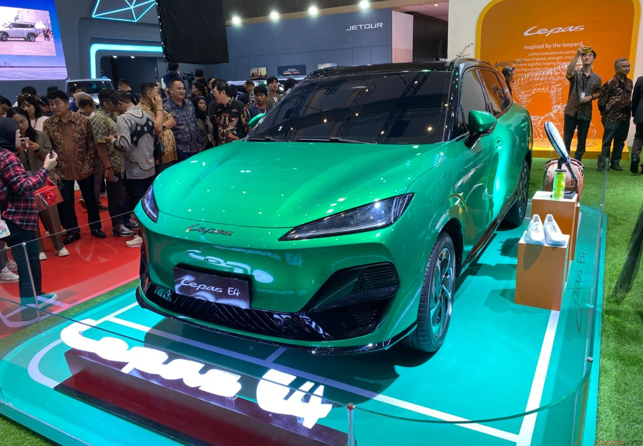 Mobil Listrik Lepas L8 dan E6 yang Segera Mengaspal di RI