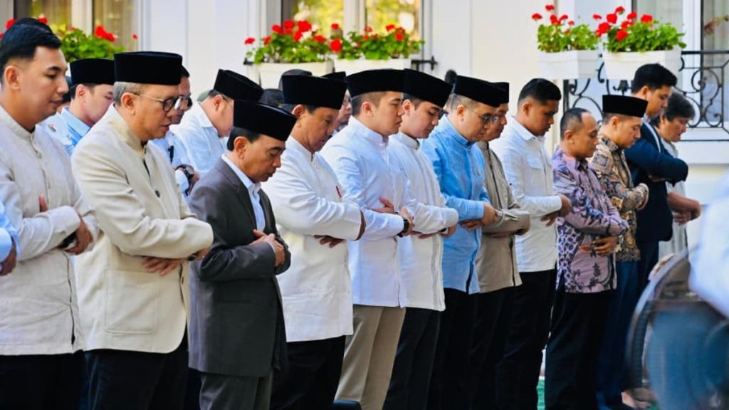 Prabowo di Paris