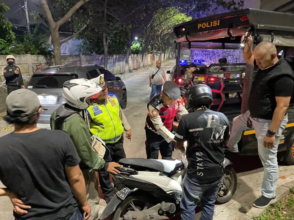 Polsek Bekasi Selatan Intensifkan Razia Stasioner Dini Hari, Perkuat Stabilitas Kamtibmas Wilayah
