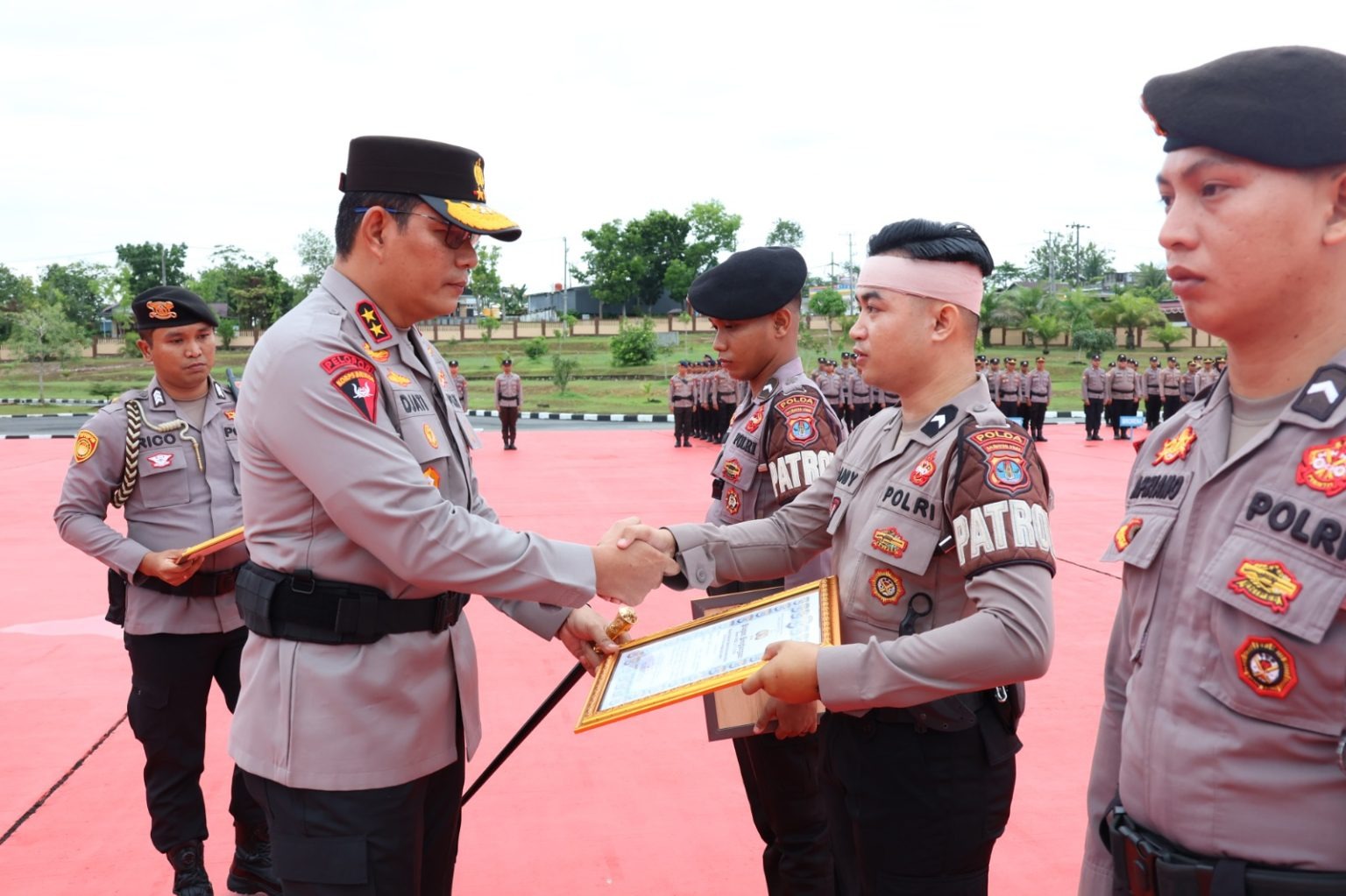 Kapolda Kaltara Berikan Apresiasi kepada Personel Patroli Respons Cepat 110 atas Dedikasi Melayani Masyarakat