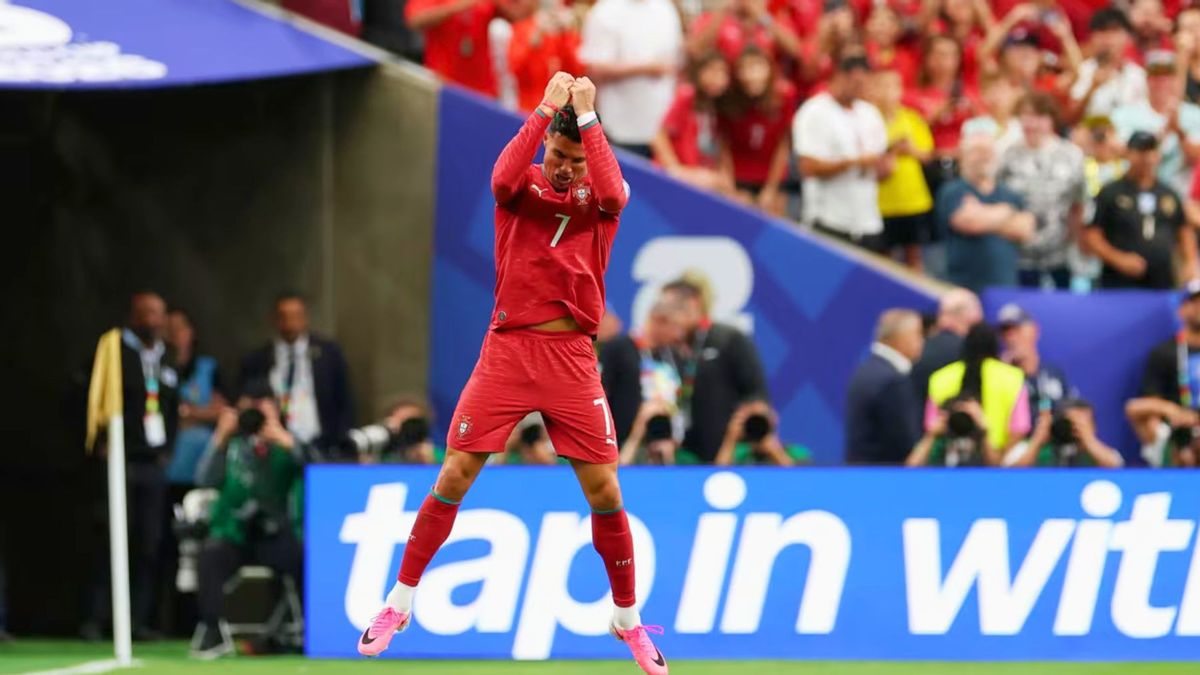 Portugal Hancurkan Uzbekistan 5-0, Ronaldo Cetak Rekor Baru